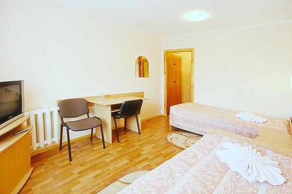Profssoyuzny Hotel Chernihiv Room photo