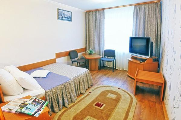 Profssoyuzny Hotel Chernihiv Room photo