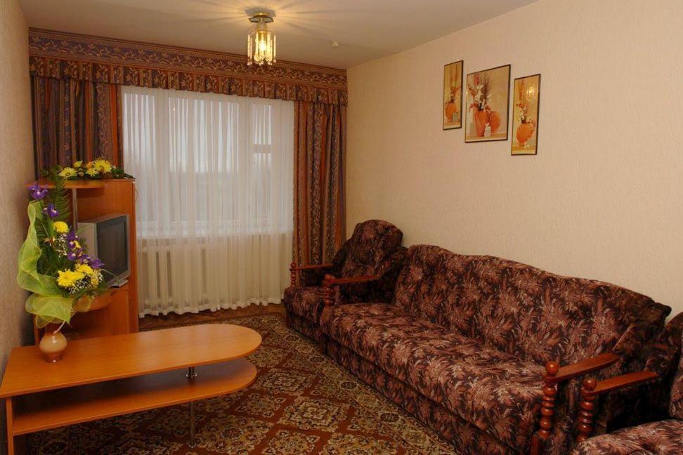 Profssoyuzny Hotel Chernihiv Room photo